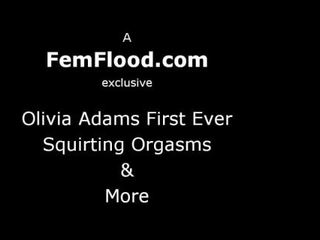 Еакулация и мастурбиране към stringy мокри оргазми